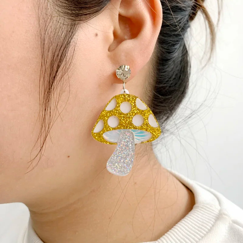 Romantic Glitter Iridescent Mushroom Pendant Acrylic Stud Earrings For Women Cute Charm Dangle Fashion Jewelry