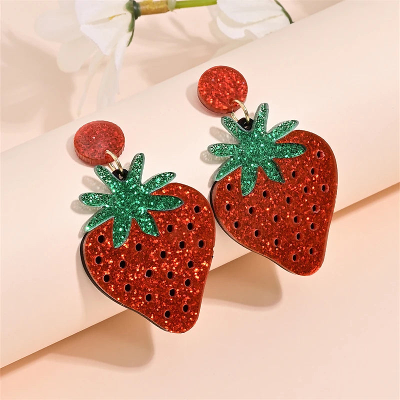 Sweet Simple Acrylic Strawberry Drop Earrings for Women Girls Elegant Red Fruit Green Leaves Dangle Jewelry Girls Lovely Jewelry
